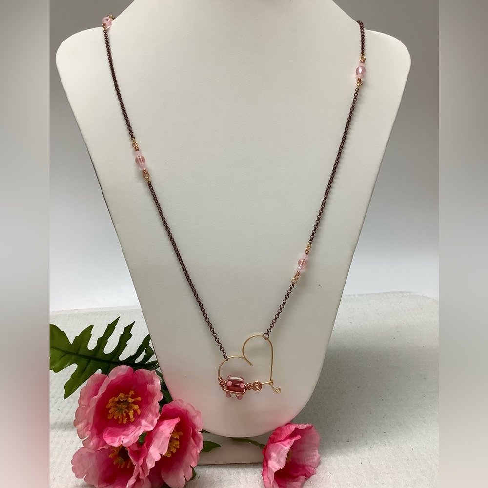 🌸Artisan Wire Work & Lampwork Bead Heart Necklace